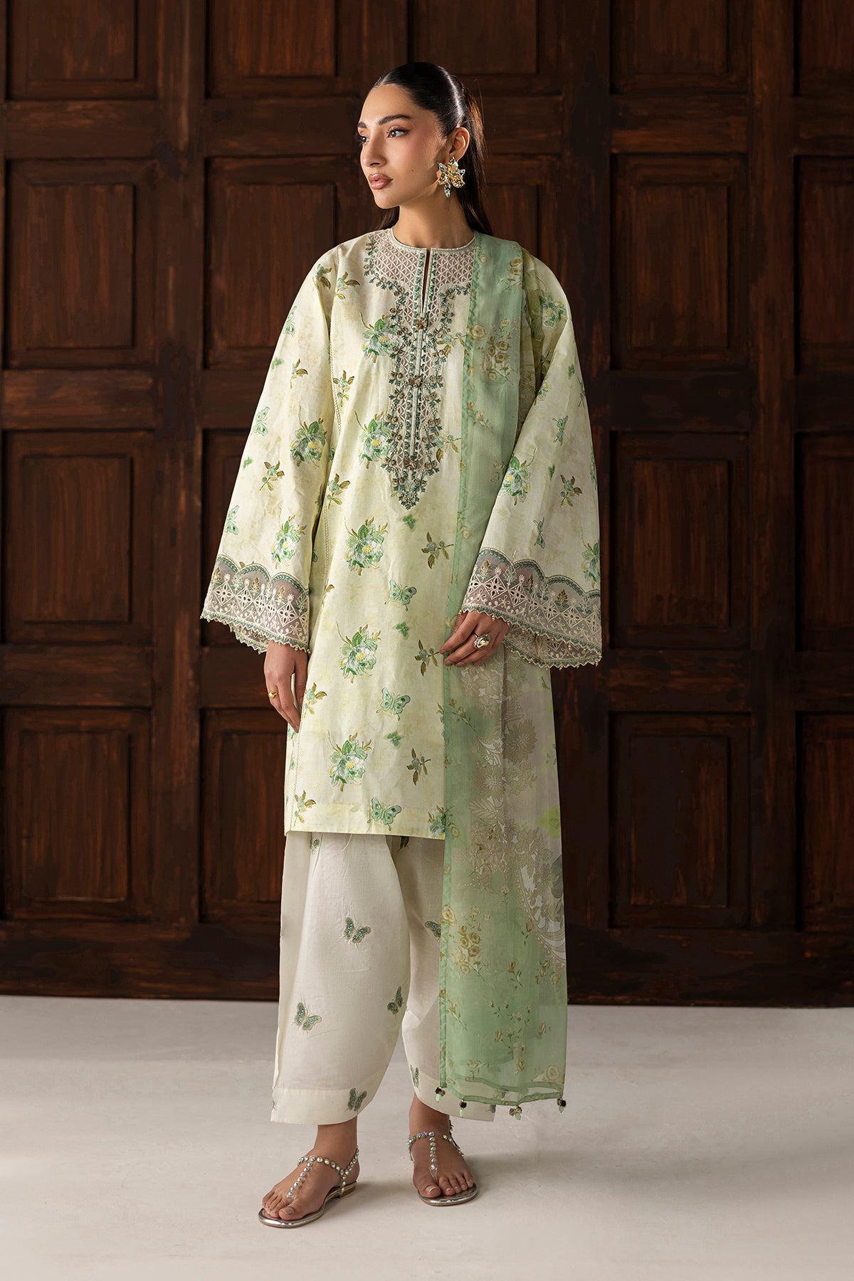EMBROIDERED LAWN SF-4420