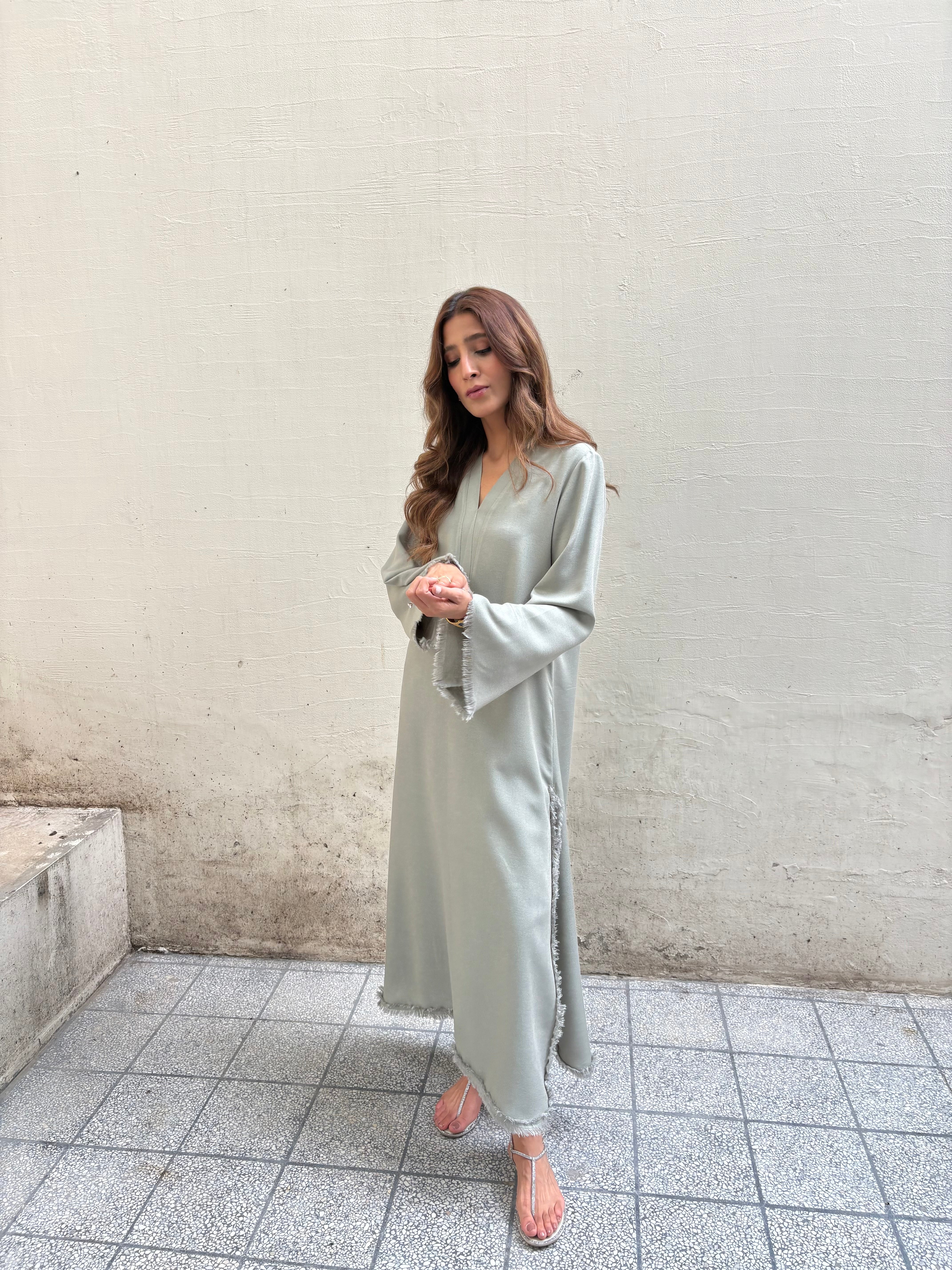 MUTED GREY-GREEN DHAAGA SET