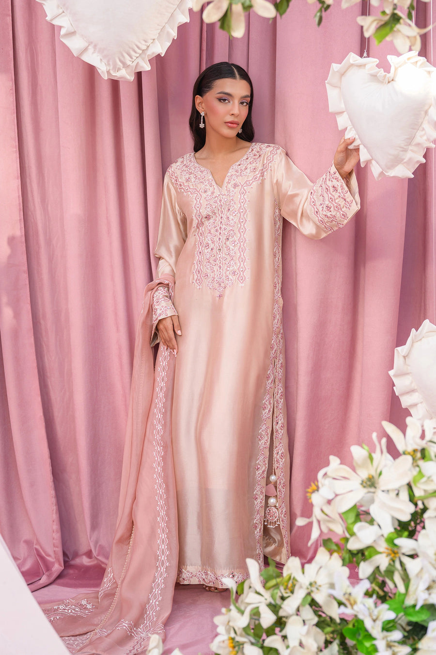 BLUSH PINK