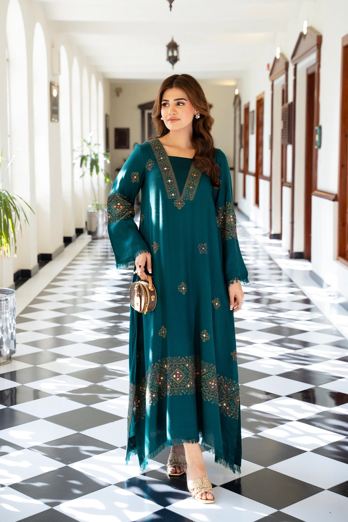 NILOFER