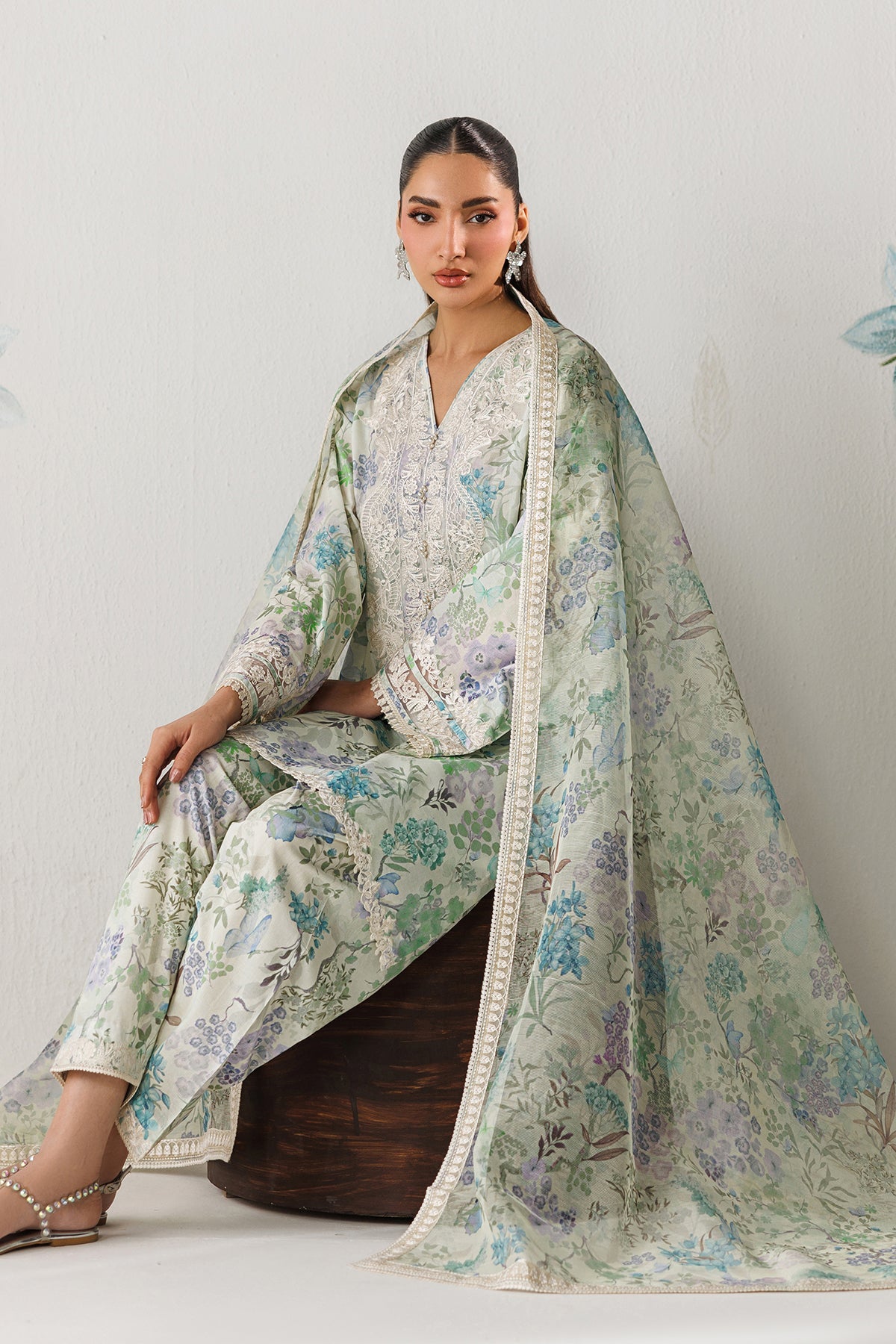 EMBROIDERED LAWN SF-4417