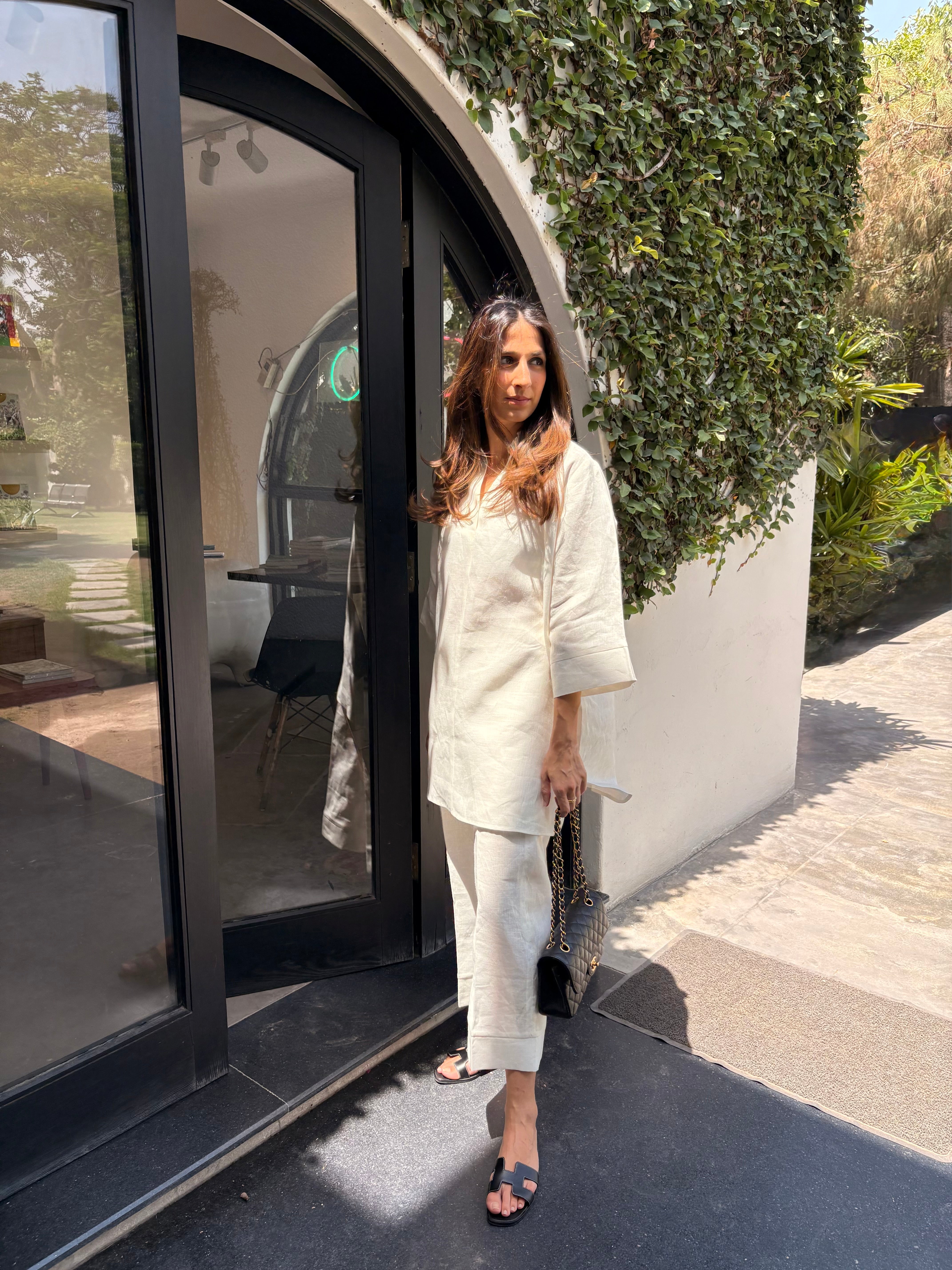 WHITE LINEN TOBY SET