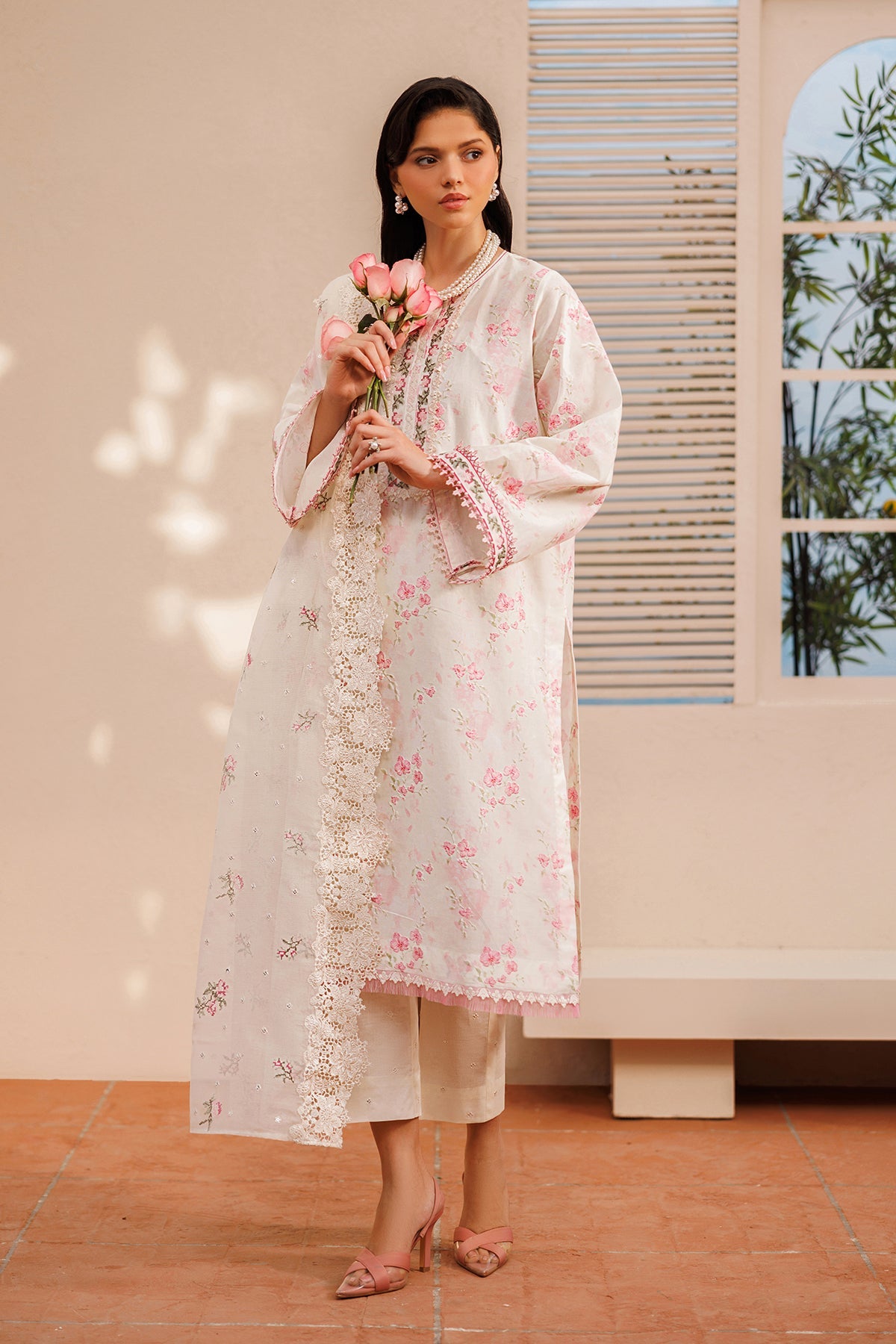 EMBROIDERED LAWN SF-4392