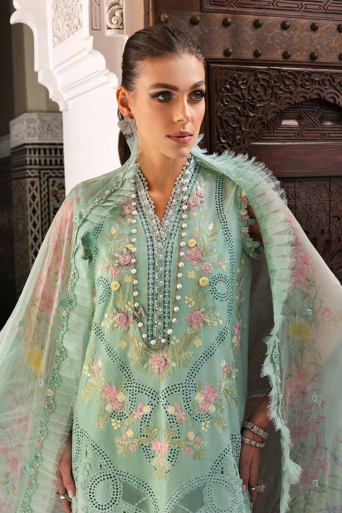 MARIA.B LAWN (D-2514-A)