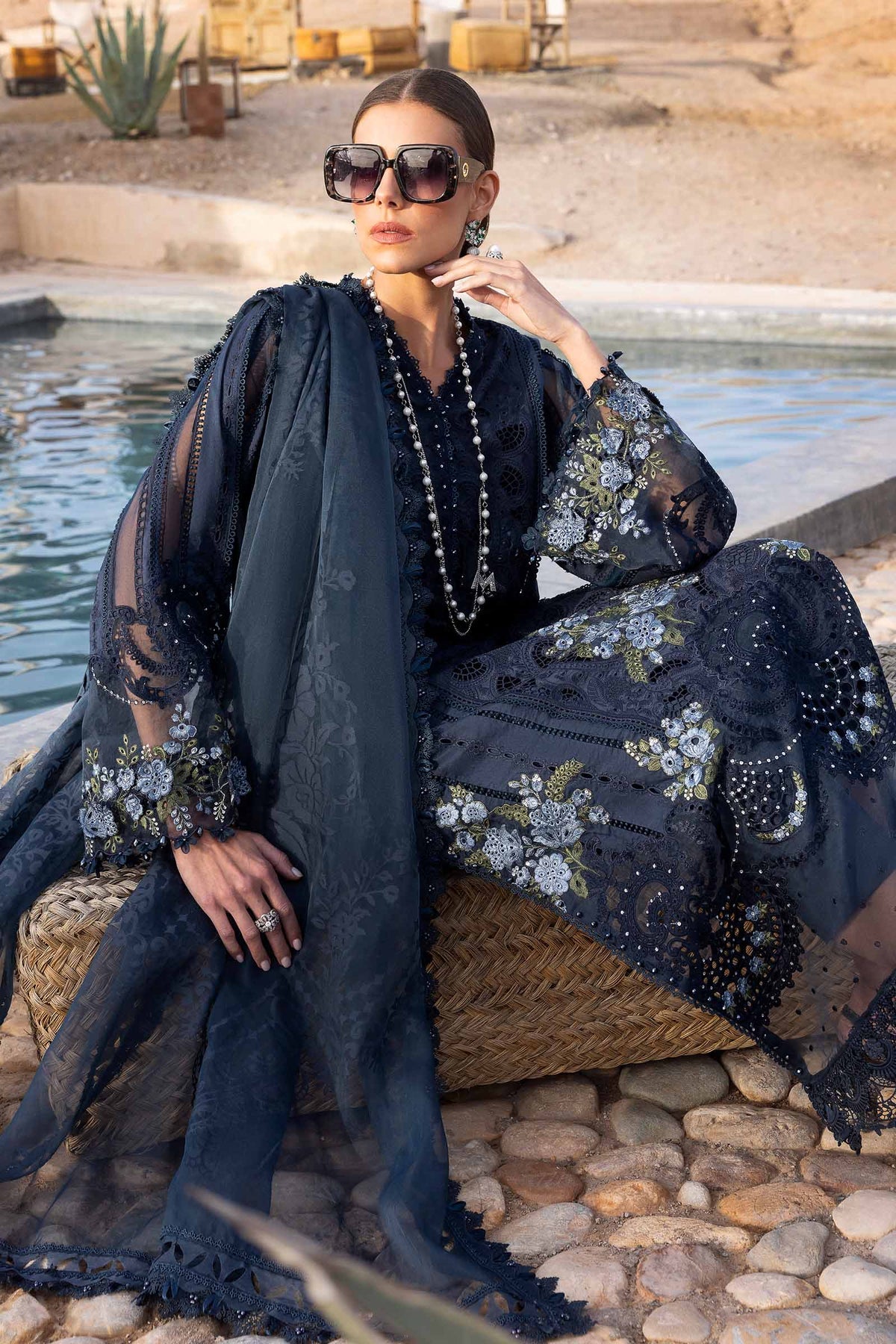 MARIA.B LAWN (D-2504-B)