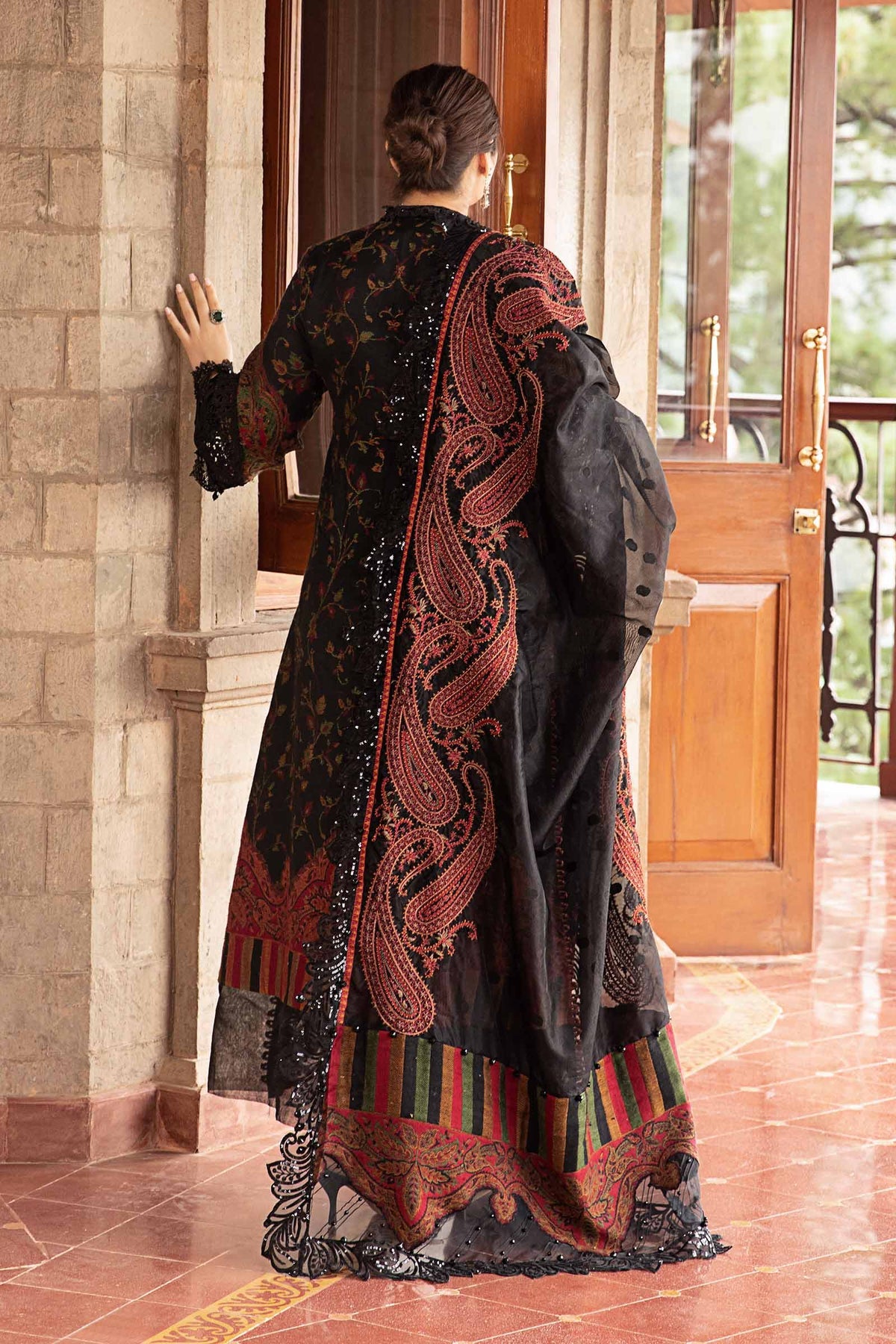 Maria B Winter Luxe collection 2024 - 3 Piece Unstitched Embroidered Woven Suit | DL-1204