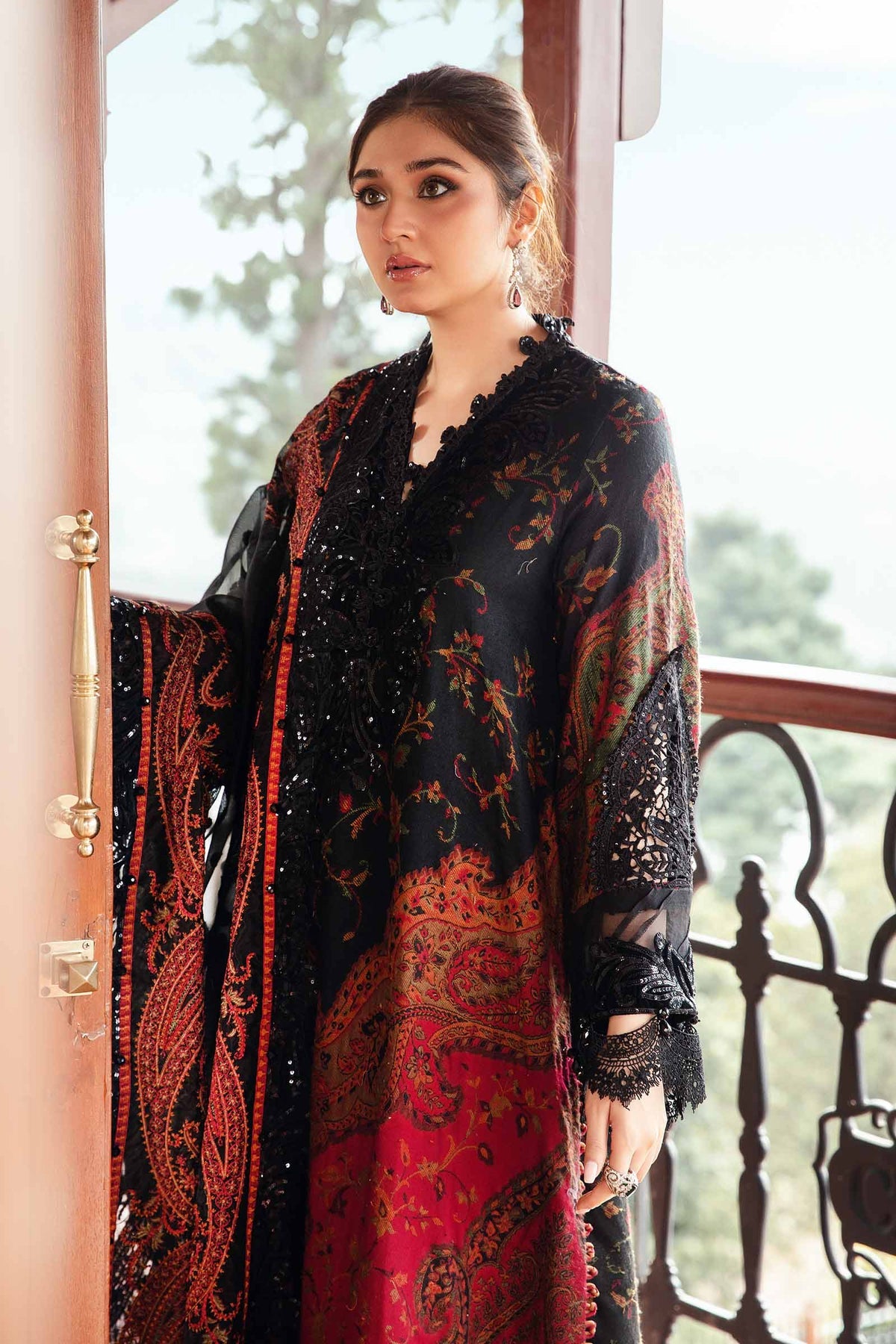 Maria B Winter Luxe collection 2024 - 3 Piece Unstitched Embroidered Woven Suit | DL-1204