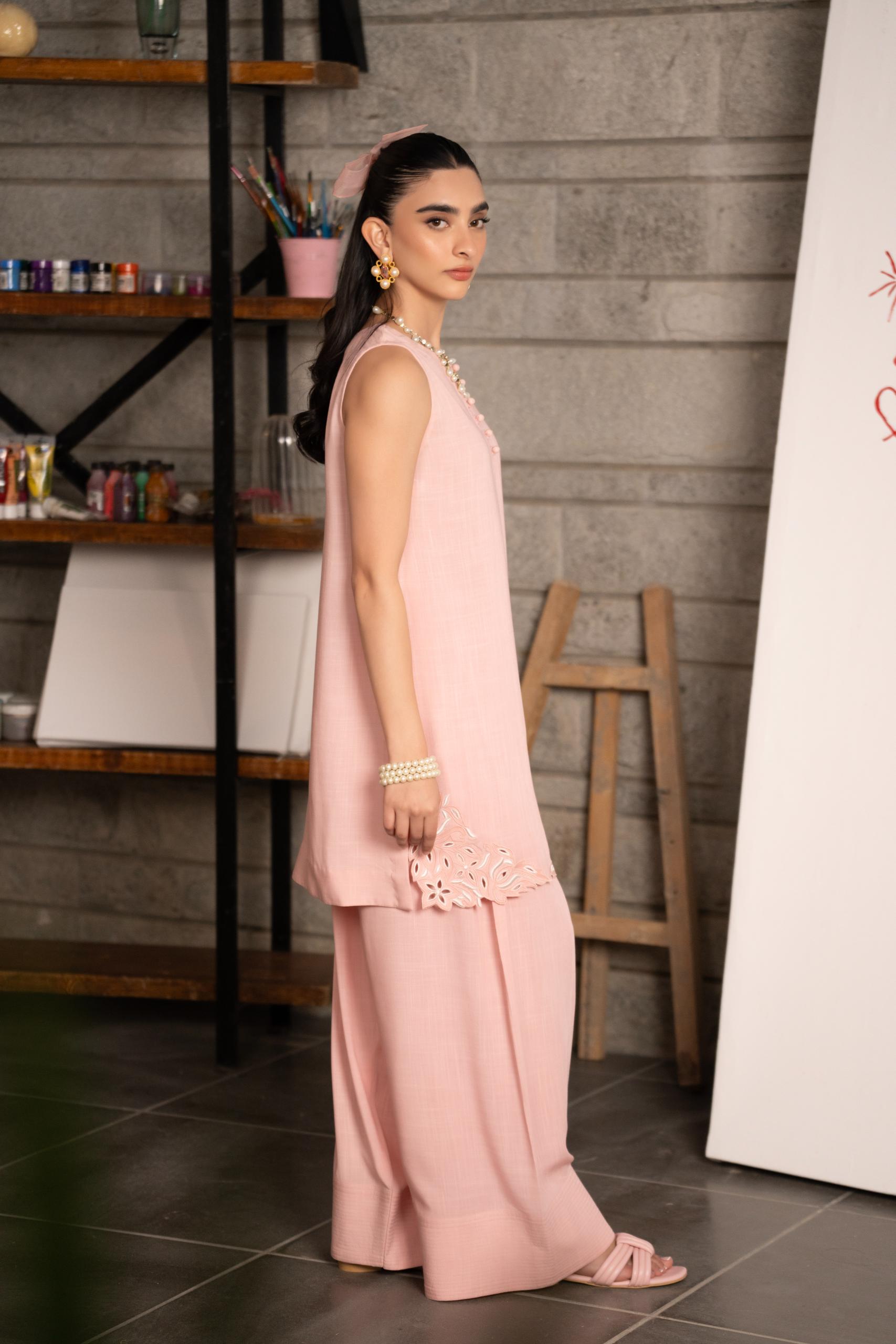 BLUSH ELEGANCE