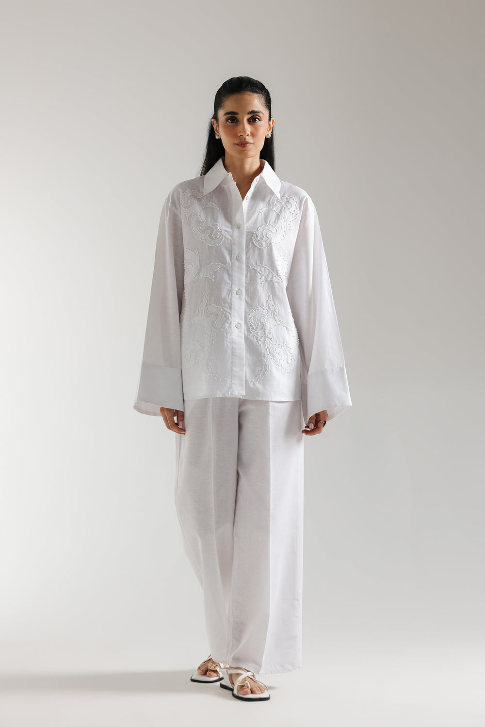 EMBROIDERED SUIT | E0666/106/001