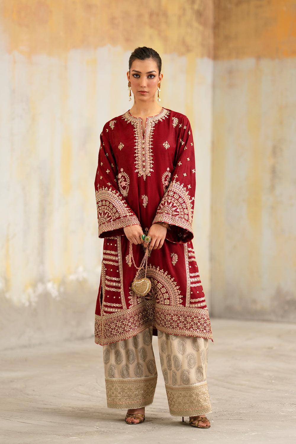 BRICK RED | E1070/104/305