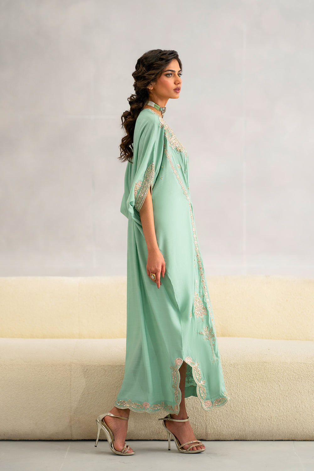 EMBROIDERED KAFTAN