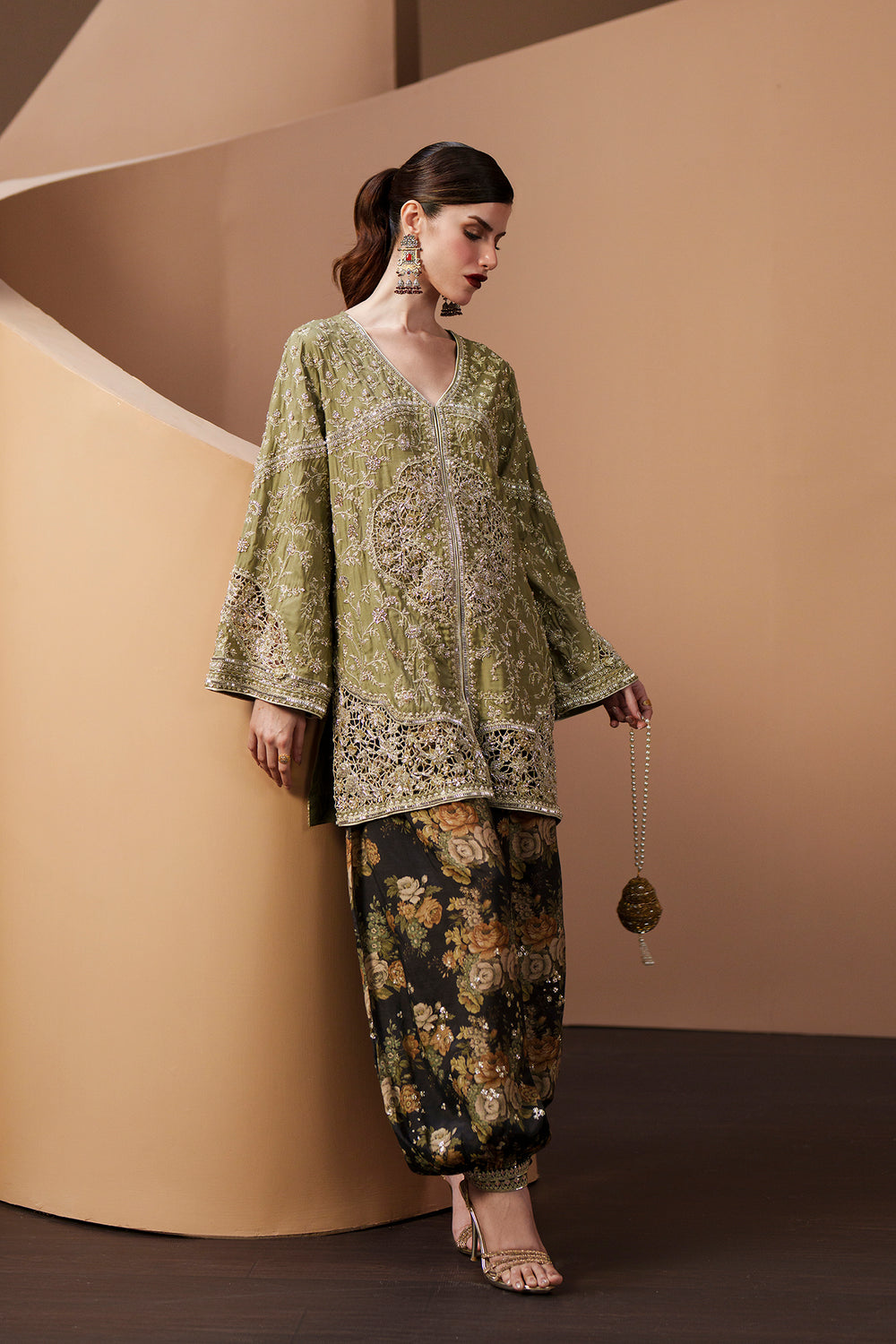 OLIVE | E1140/104/121
