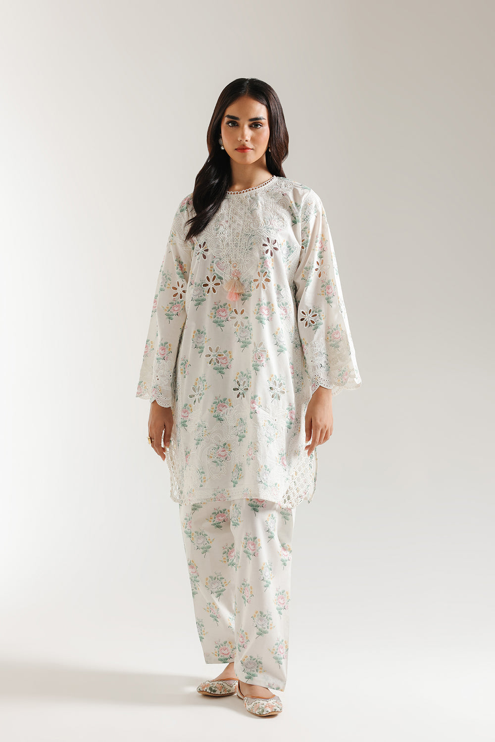 EMBROIDERED SUIT (E3292/103/005)