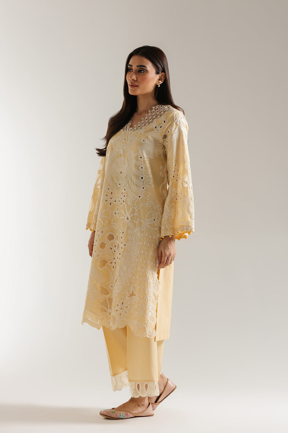 EMBROIDERED SUIT (E3324/103/115)