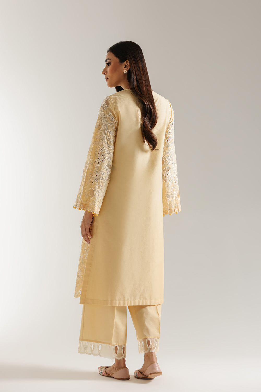 EMBROIDERED SUIT (E3324/103/115)