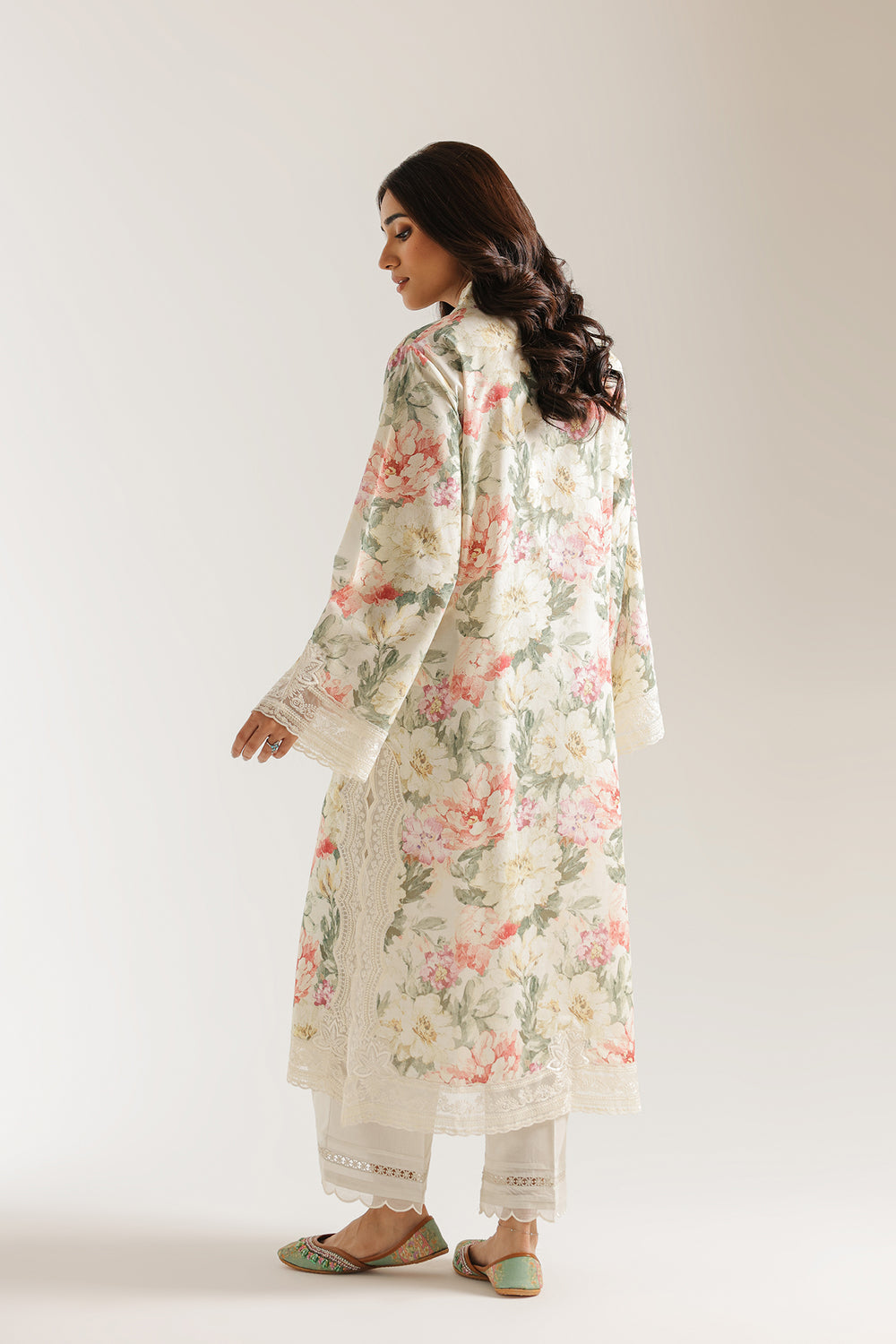 ANTIQUE WHITE | E4492/103/006