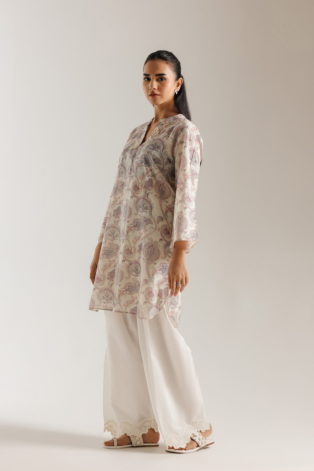 OFF WHITE | E7676/102/002