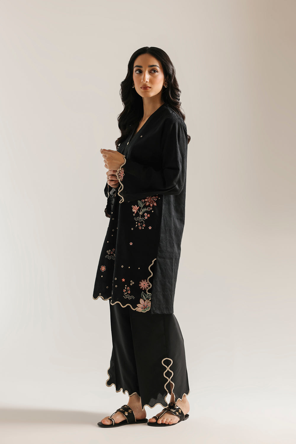 JET BLACK | E7846/102/902