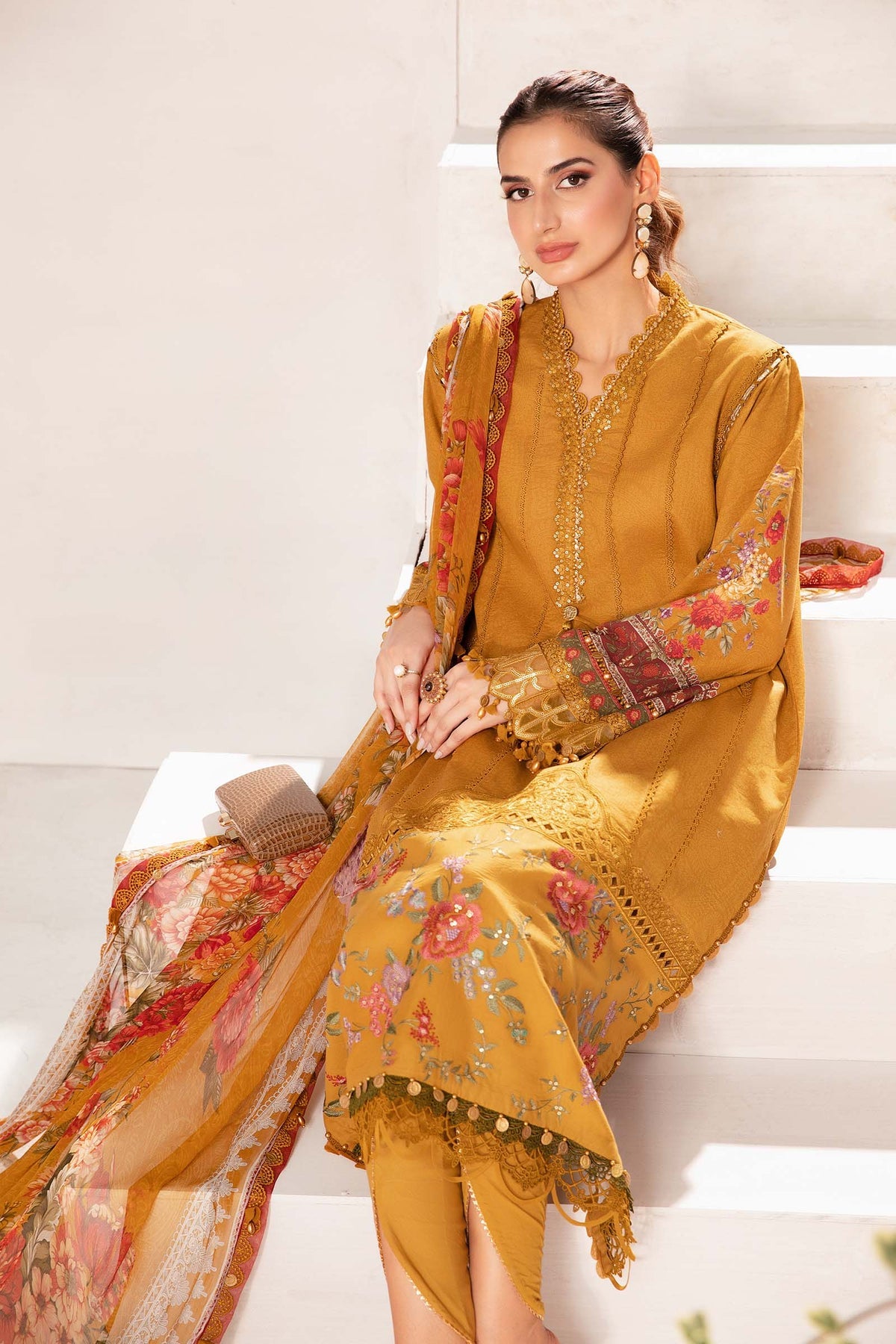 UNSTITCHED M.PRINTS | MPT-2202-A