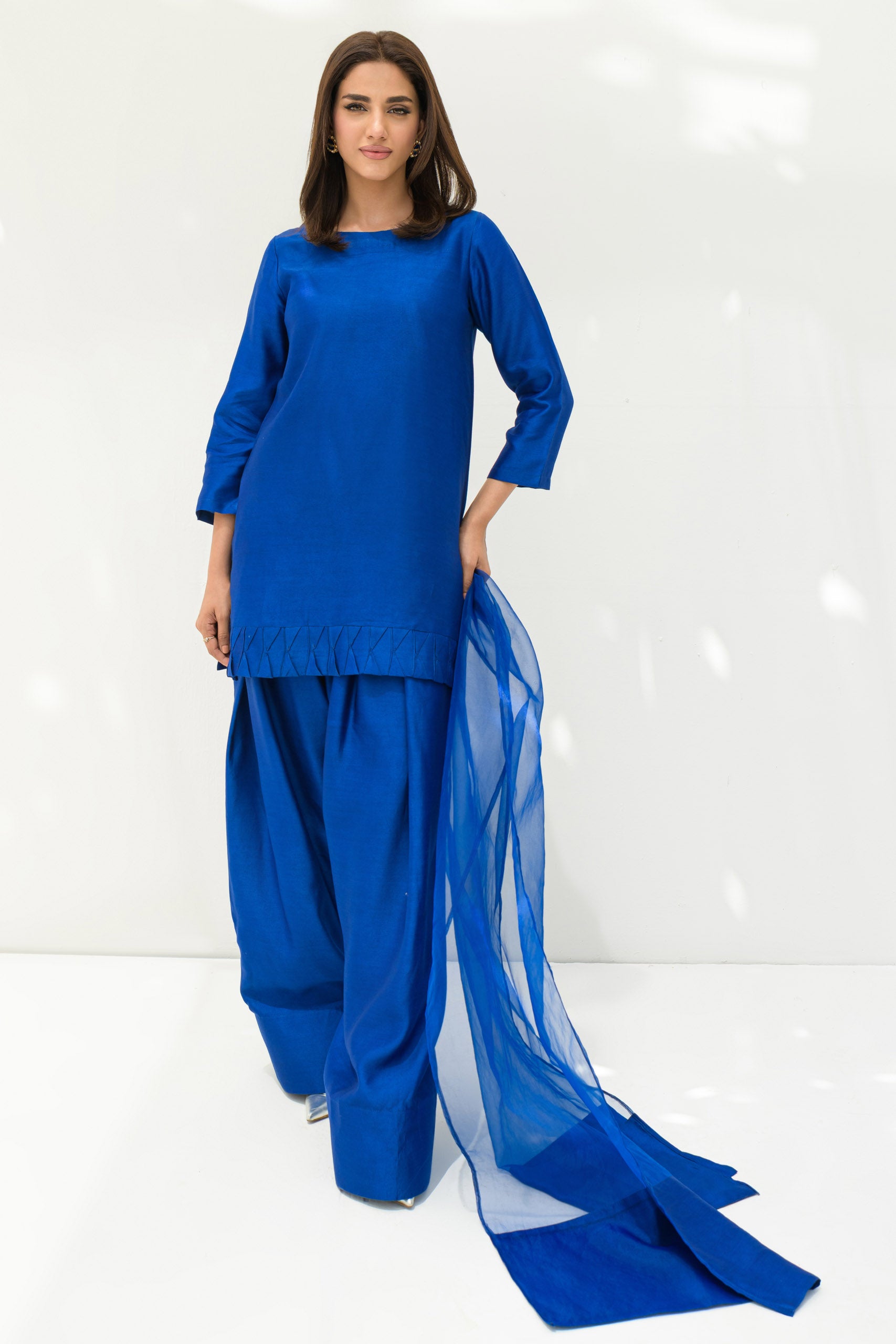 ELECTRIC BLUE ZONA