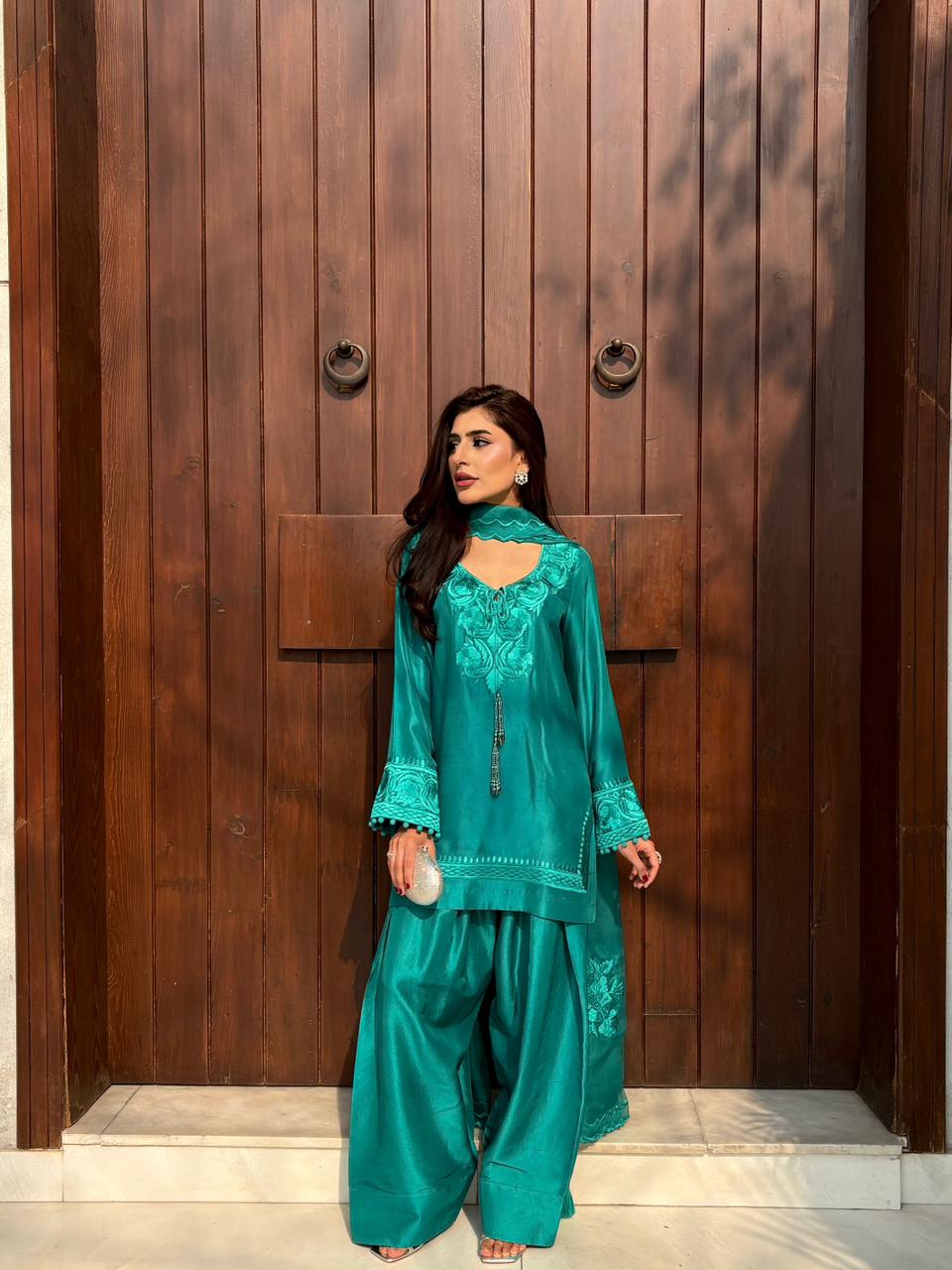 GULRUKH (EMERALD GREEN)