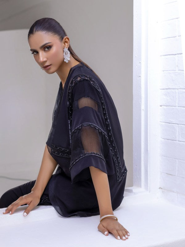 YANI – BLACK