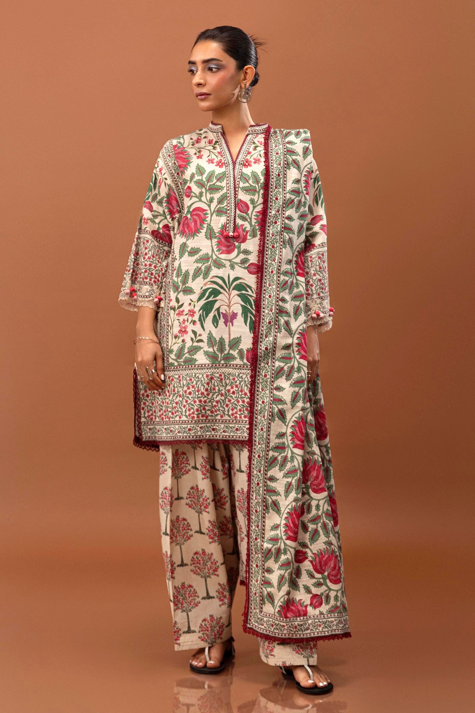 Sana Safinaz Winter Luxury 2024 (MAHAY) - H243-002A-3CQ