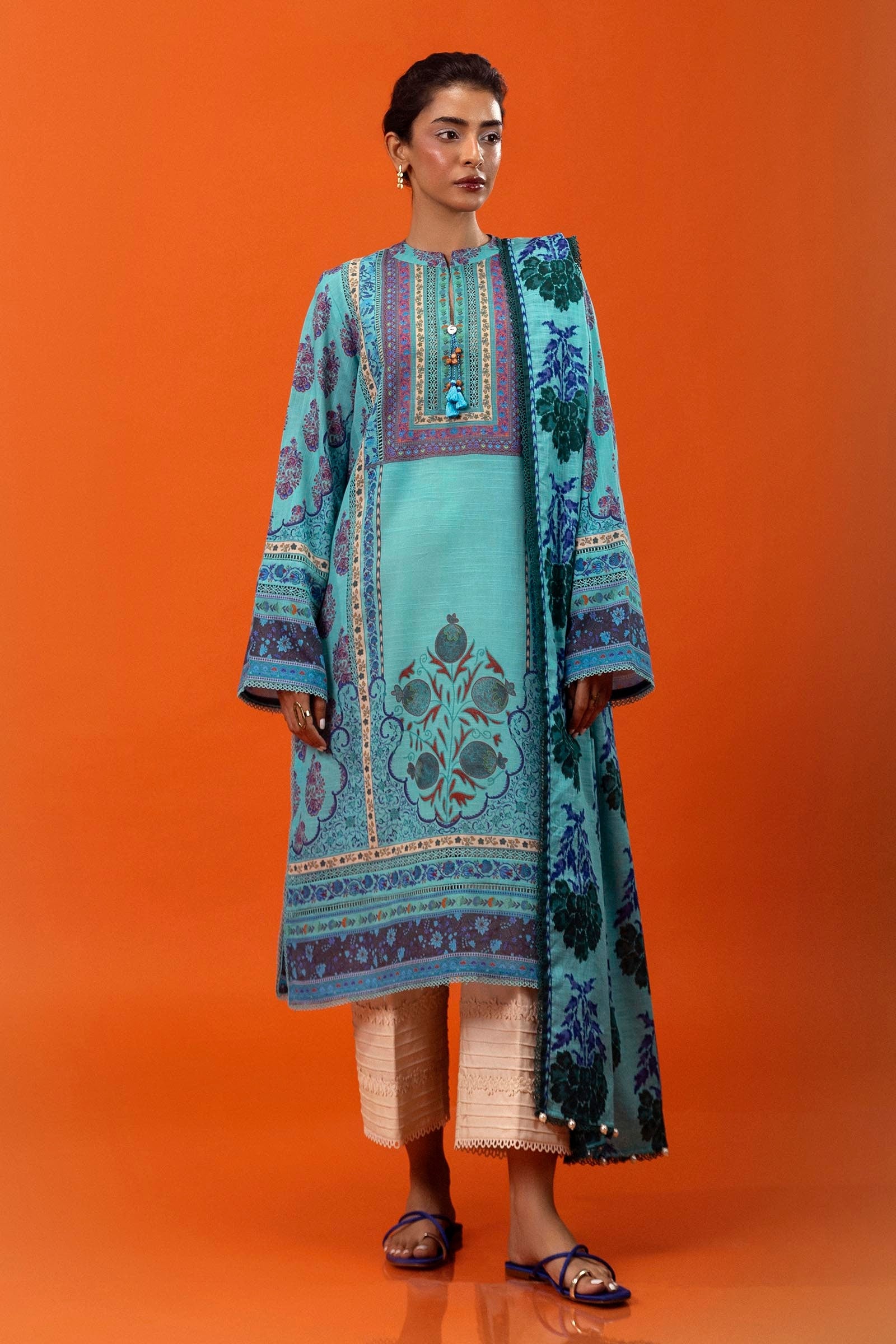 Sana Safinaz Winter Luxury 2024 (MAHAY) - H243-003B-2Q