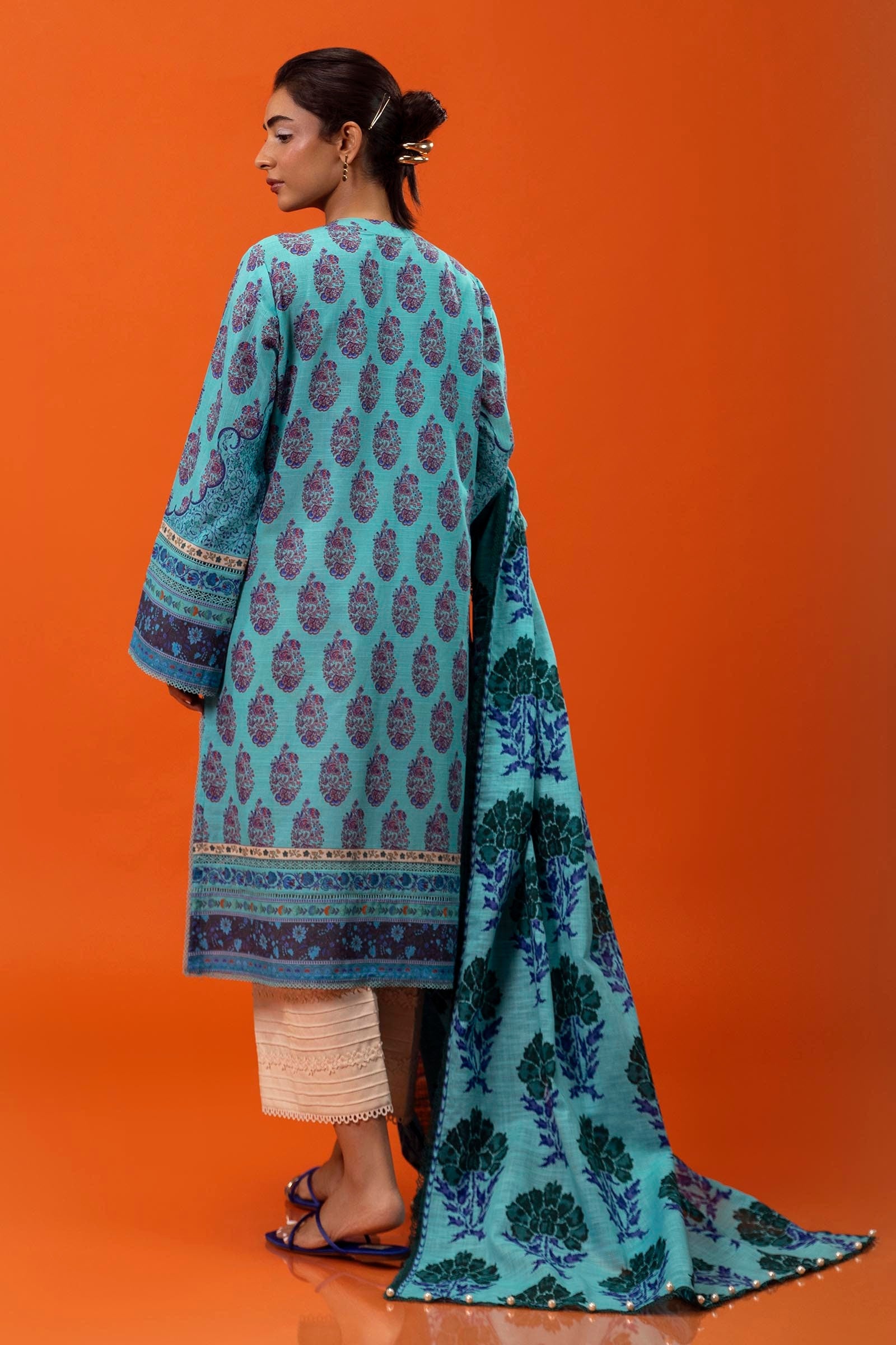 Sana Safinaz Winter Luxury 2024 (MAHAY) - H243-003B-2Q