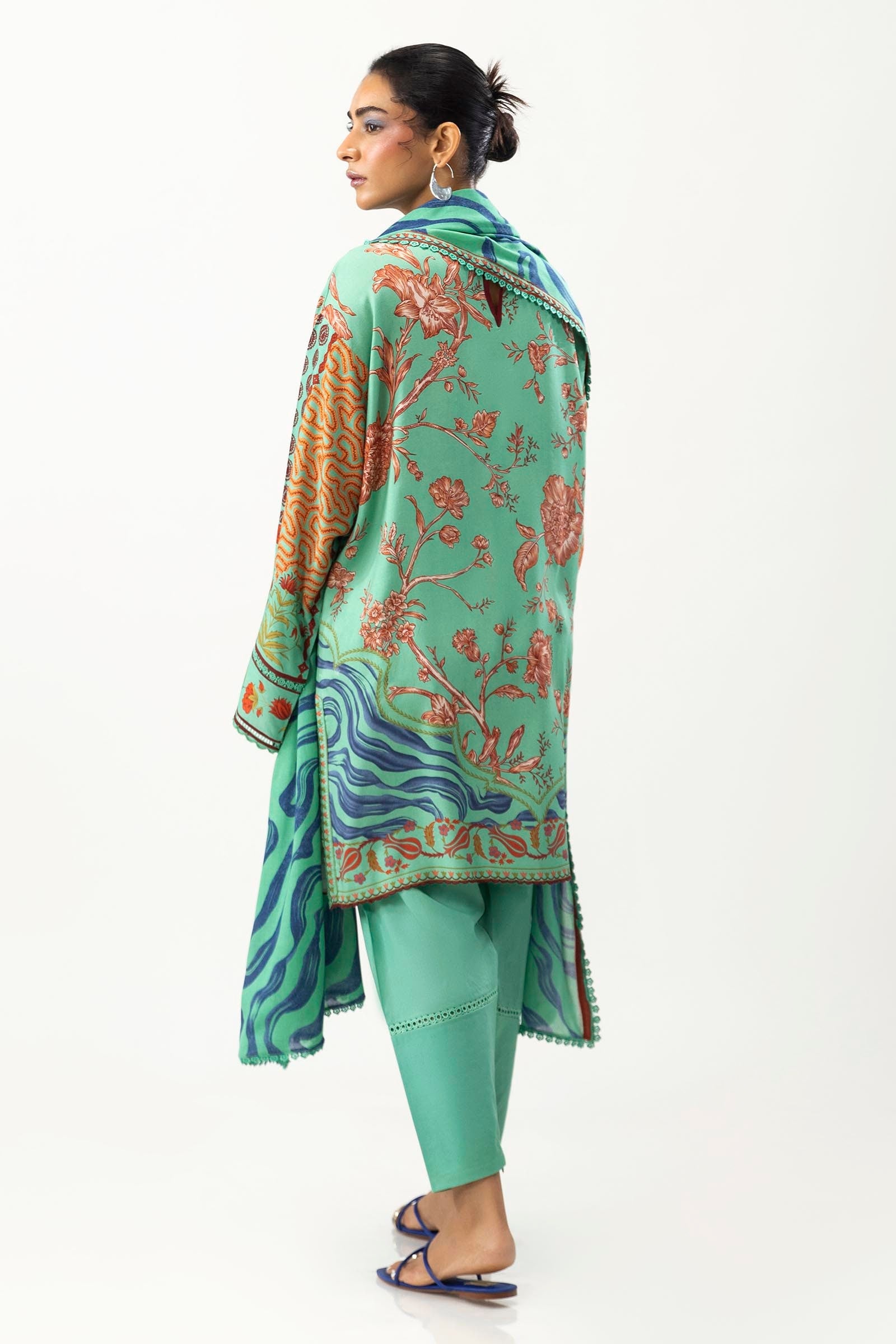 Sana Safinaz Winter Luxury 2024 (MAHAY) - H243-004A-3DA