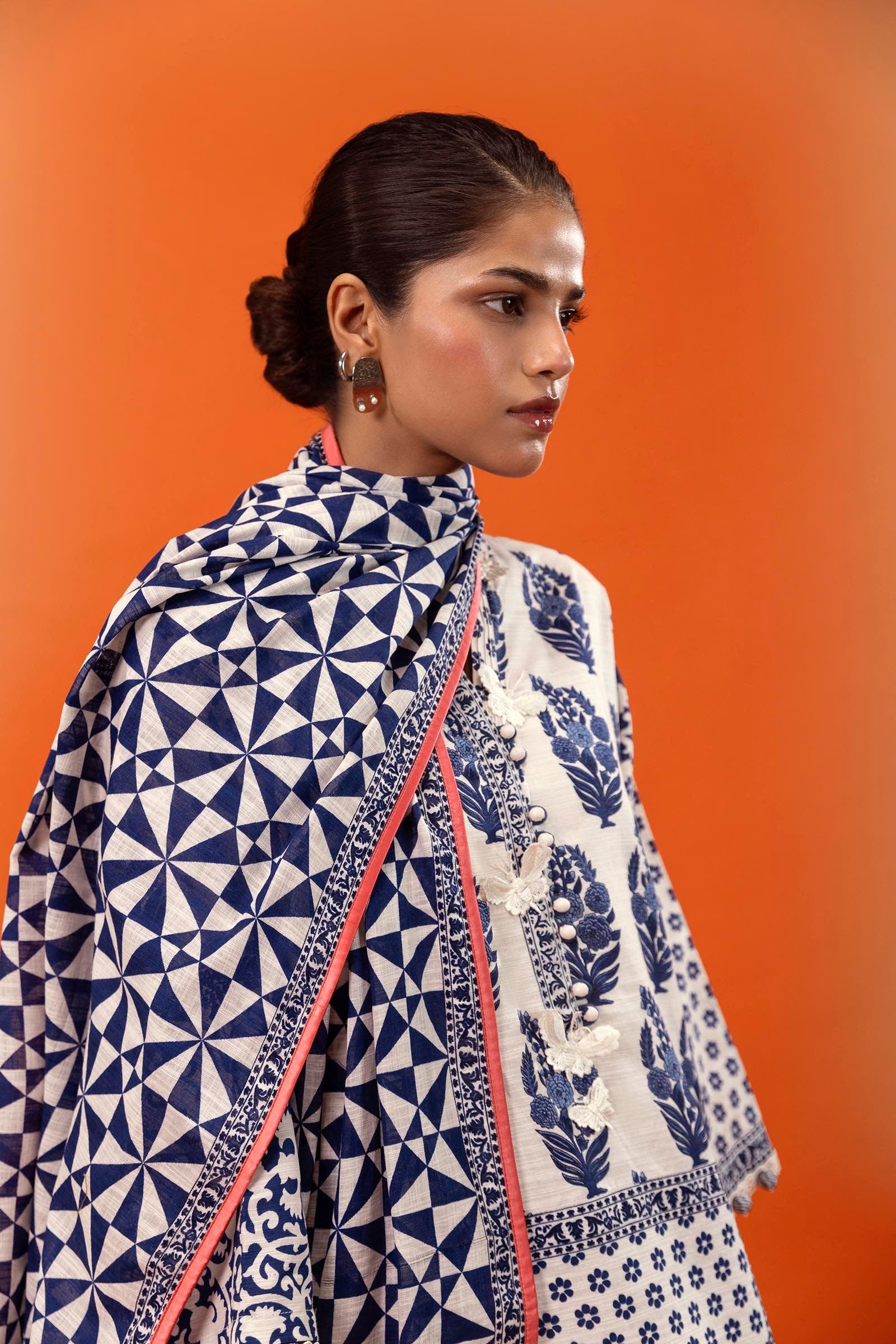 Sana Safinaz Winter Luxury 2024 (MAHAY) - H243-009B-3CQ