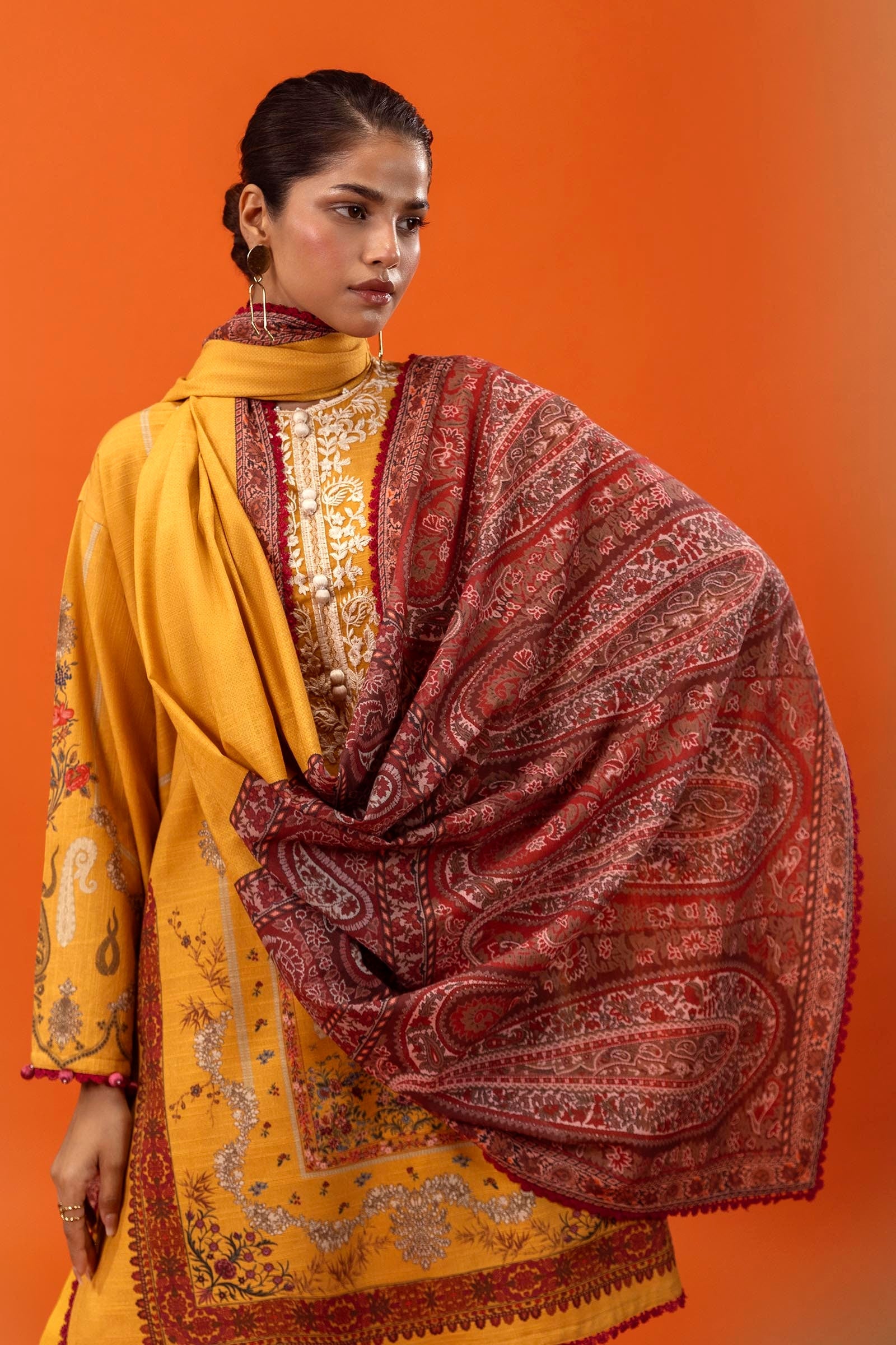 Sana Safinaz Winter Luxury 2024 (MAHAY) - H243-025A-3CQ