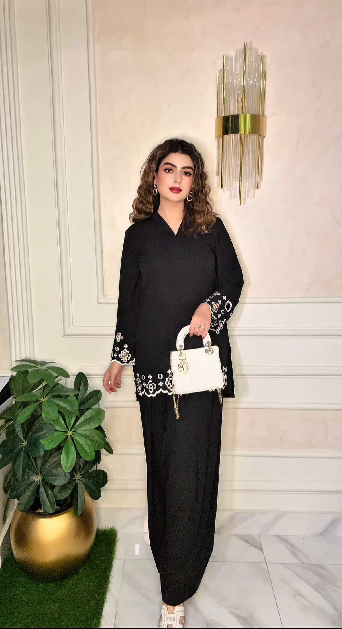 BLACK FARSHI SHALWAR