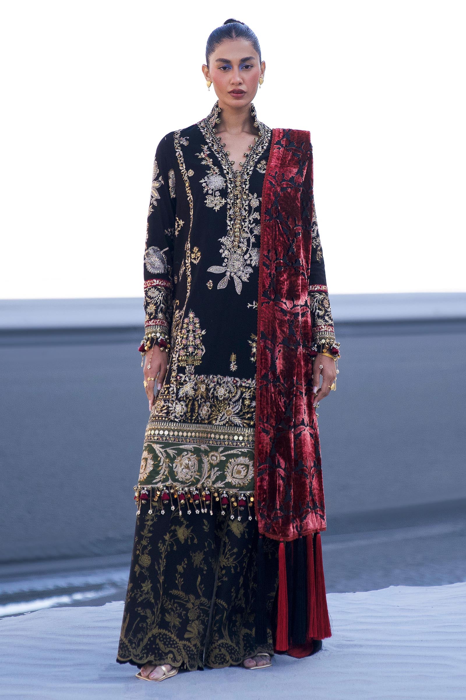 Sana Safinaz Winter Luxury'24 - S241-001A-3CP