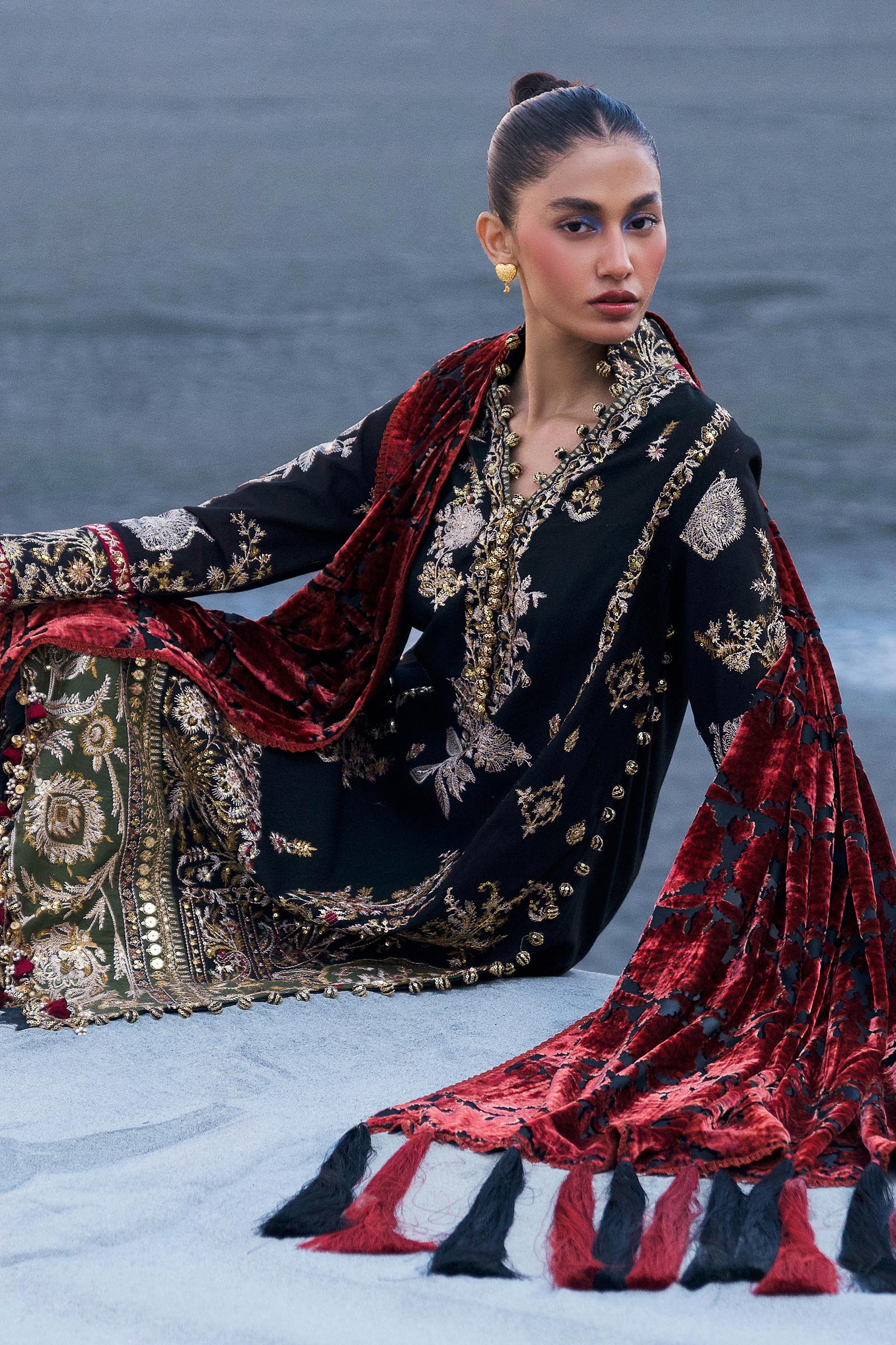 Sana Safinaz Winter Luxury'24 - S241-001A-3CP